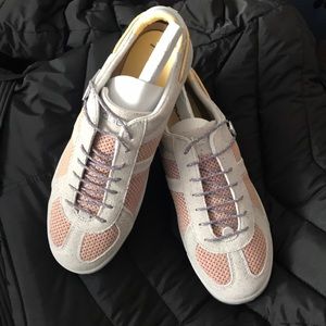 ❤️👟PLAE NWT GORGEOUS COMFY 🙌🏼BUTLERS SANDSTORM